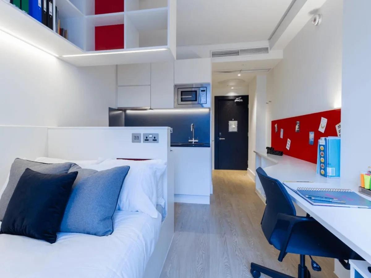 For Students Only Spring Mews In Apartment *
